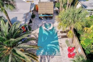 Seaside Retreat Cottages #1 - Clearwater Beach - 8
