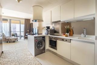 Frank Porter - Emaar Residences Fashion Avenue - Dubai - 2