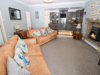 Apartment 4 - Tenby - 8