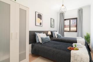 Host Wise - Comfy Minimalist Flat - Porto - 2