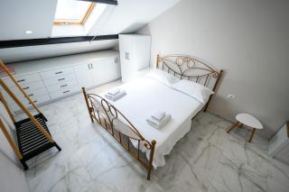 City Center Hideout - Studio Apartment - 6