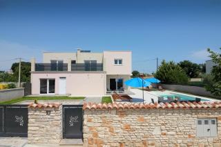 Ferienhaus mit Privatpool für 10 Personen ca 220 qm in Šišan, Istrien Südküste von Istrien - Šišan - 0