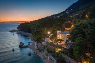 Luxury Beachfront Villa Sea Palace with private pool, jacuzzi, sauna and gym right at the beach in Lokva Rogoznica - Omis - Lokva Rogoznica - 0