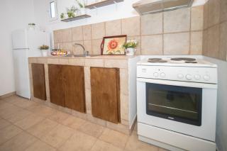 Julia's Holiday House - Kalamaki - 1