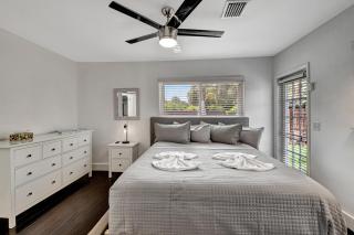 Tradewinds Ultimate Delray Beach Lifestyle 3BR2BA Home with Heated Pool - Delray Beach - 3