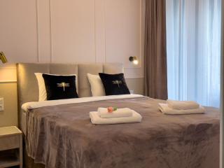 URBAN APARTMENTS LUXURY Opolska 10 No 29, Free Garage, Self Check-in - Katowice - 3