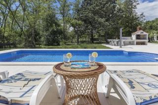 Ferienhaus mit Privatpool für 12 Personen ca 254 qm in Labin, Istrien Bucht von Raša - Labin - 2
