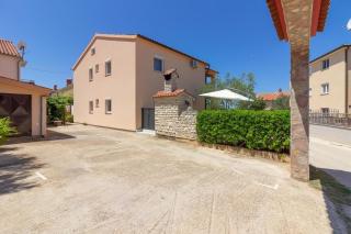 Ferienhaus mit Privatpool für 13 Personen ca 192 qm in Peroj, Istrien Istrische Riviera - Peroj - 2
