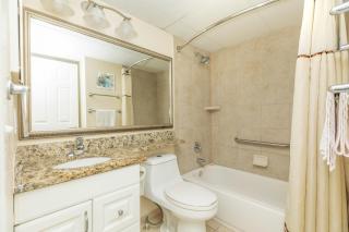 Charming Ocean View Condo - 2