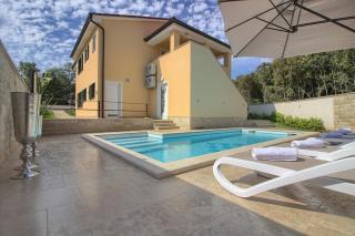 Ferienhaus mit Privatpool für 20 Personen ca 480 qm in Banjole, Istrien Istrische Riviera - Banjole - 3