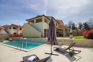 Ferienhaus mit Privatpool für 20 Personen ca 400 qm in Banjole, Istrien Istrische Riviera - Banjole - 9