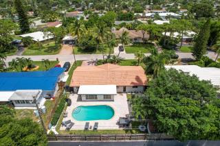 2 miles to Beach~ Pool ~Cabana~ Pool Table - Deerfield Beach - 5