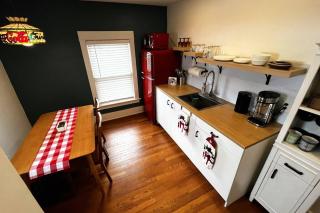 Fiesinger House - Private 3-bd Unit in Historic Home, Downtown Sandusky - Sandusky - 7