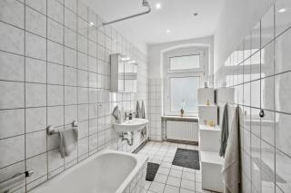 Wupper Home II, Top Lage Ideal für Geschäftsleute, Monteure, Familien, 3 Zimmer, Flachbild-TV - 7