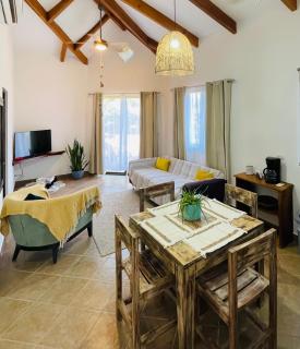 Tranquila Casa de Playa - 1