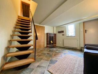 Ferienhaus „Schlupfwinkel“, kostenloser Parkplatz, Vollausstattung - 1