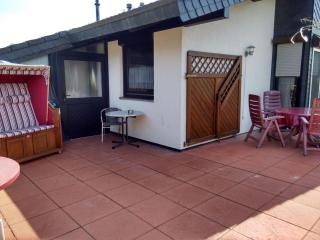 Ferienhaus mit Grill, Garten und Terrasse - Butjadingen - 6