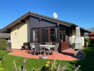 Nettes Ferienhaus in Großwürden mit Garten - Butjadingen - 0