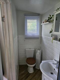 Remarkable 1-Bed Cabin in Dunmow - Great Dunmow - 3