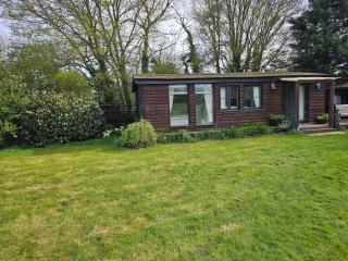 Remarkable 1-Bed Cabin in Dunmow - 1
