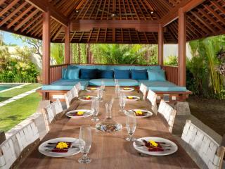 Villa Joss Seminyak by Nagisa Bali - Seminyak - 3