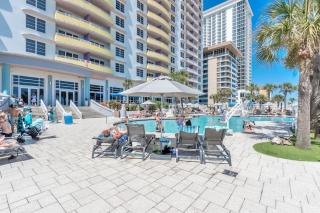 Oceanfront Luxury Stunning 3 BR Renovation Direct Ocean Front at The Wyndham Ocean Walk Resort - Daytona Beach - 8