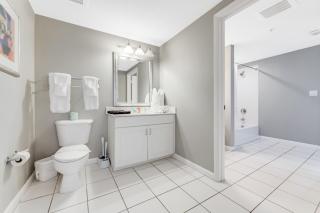 10th Floor Oasis Stunning 2BR with Spacious Private Double Balcony at The Wyndahm Ocean Walk Resort - Daytona Beach - 9