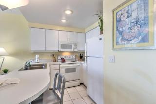 Oceanfront Haven 1BR Direct ocean front with private balcony at The Wyndam Ocean Walk - Daytona Beach - 1