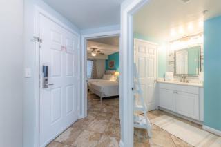 Stunning Oceanfront 1-Bedroom Renovation on 12th Floor at Wyndham Oceanwalk - Daytona Beach - 1
