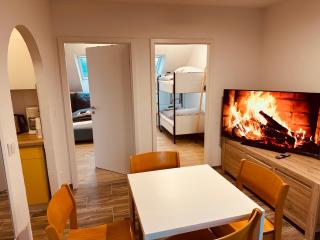 FELIX LIVING 9, modern & cozy, 3 Zimmer Wohnung, Parkplatz - Salzweg - 0