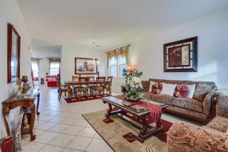 Las Vegas Home with Mtn Views 13 Mi to the Strip! - Las Vegas - 4