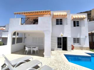BEAUTIFUL VILLA - 4 bedrooms, heated pool, fibre net, 2 priv car park places, tv channels - Adeje - 9