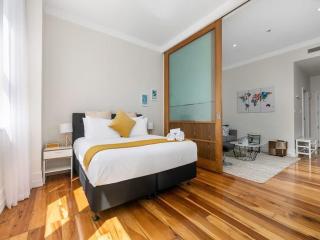 Spacious One Bedroom with Pool and Gym! - Auckland - 8