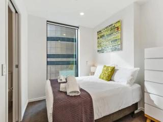 Two bedroom apartment - large balcony central - Auckland - 9
