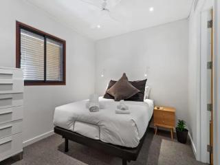 Lovely view apartment - free parking, pool and gym - Auckland - 9