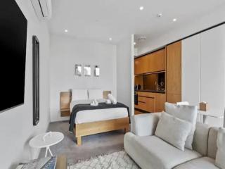 Modern Studio in Wynyard Quarter by Zodiak Stays - 6