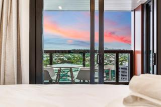 Stunning Ellerslie Apartment + Private Balcony - Auckland - 5
