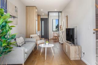 Fresh & sleek Grey Lynn unit with private patio - Auckland - 9