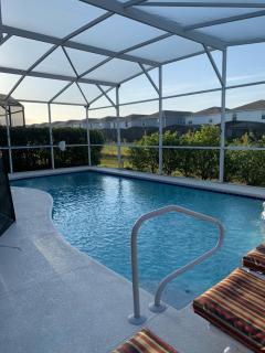 633 Fabulous 6 bed Home with Due South Facing Private Pool Themed Kids Rooms - Davenport - 2