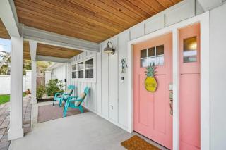 Duplex, Paradise Packs A Punch! Beachside Home, Heated Pool, Outdoor Lounge, Steps from Beach Access - St. Augustine - 5