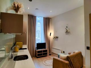 Liverpool Gem: Cozy Studio Retreat - Liverpool - 9