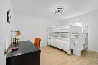 spacious 4-bedroom WITH KING BED - Palm Coast - 6