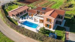 Ferienhaus mit Privatpool für 10 Personen ca 310 qm in Barban, Istrien Bucht von Raša - Barban - 9