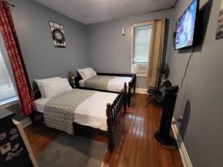 Calm 3 Bedroom apartment - Newark - 7