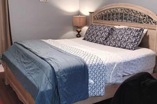Calm 3 Bedroom apartment - Newark - 4