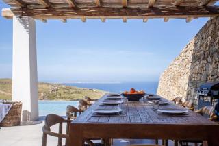 AURA Seaview Sunset Pool Villa w Night Security Guard - Six Bedrooms - Fanari - 7