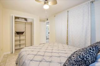 5 minutes walk to beach 4BR/2baths - Daytona Beach - 2