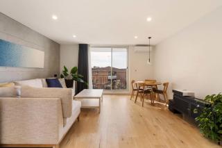 Coogee Beach Cosy Home - 7