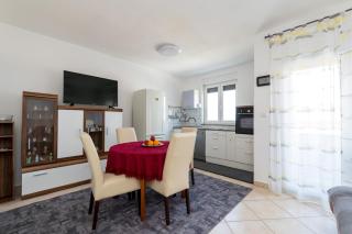 Apartment Andre - Malinska - 2