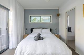 Luxury family and friends escape - 1